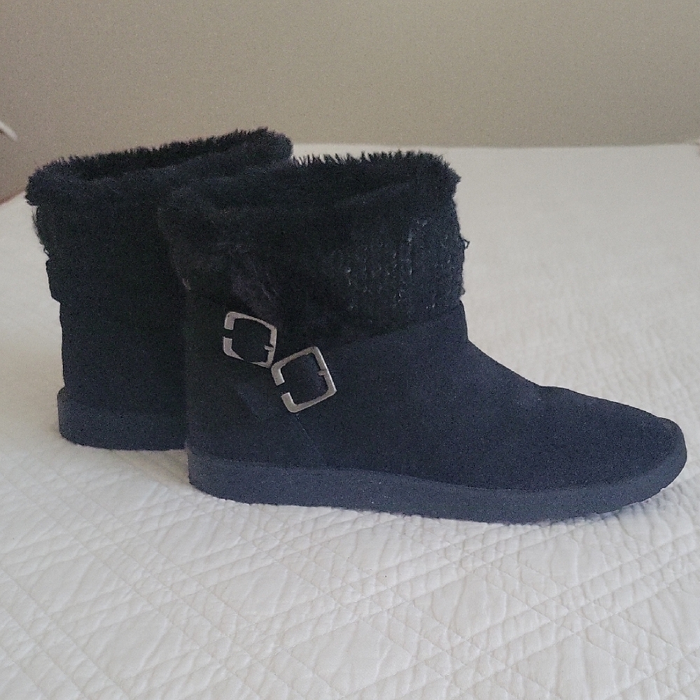 Life Stride Black Faux Fur Buckle Boots